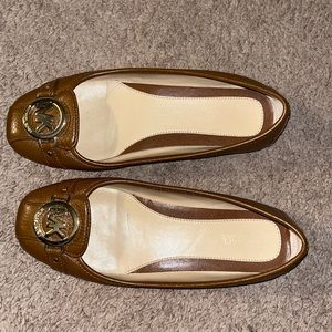 Michael Kors flats size 7